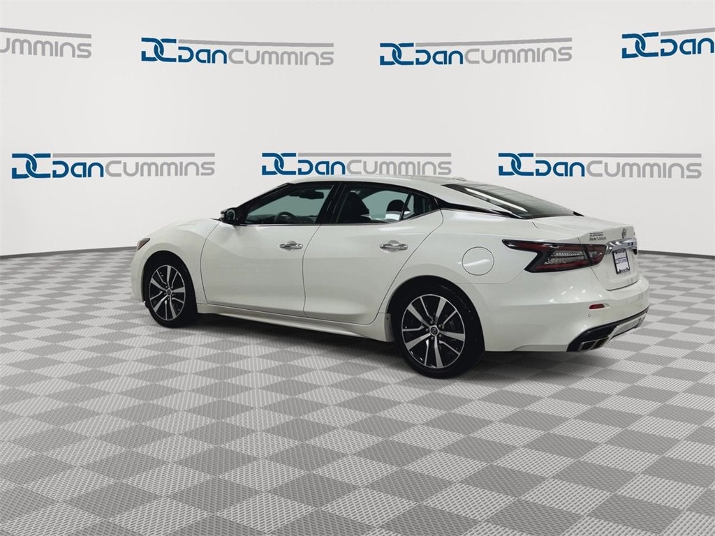 2023 Nissan Maxima SV