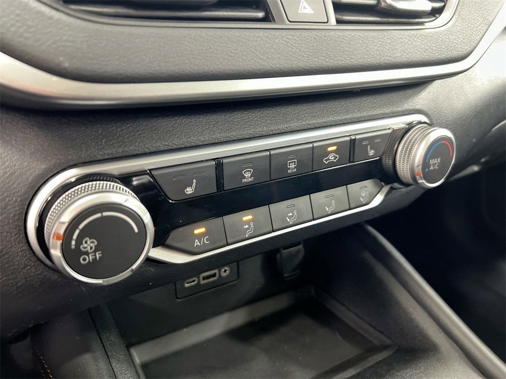 2020 Nissan Altima 2.0 SR