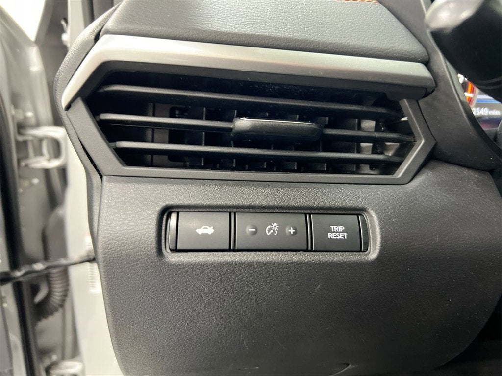 2020 Nissan Altima 2.0 SR