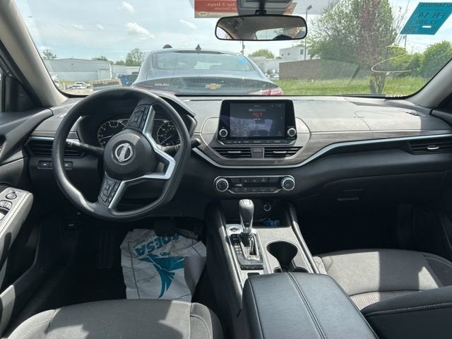 2025 Nissan Altima SV