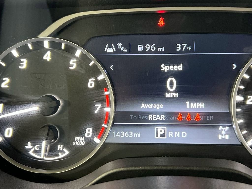 2024 Nissan Titan SV