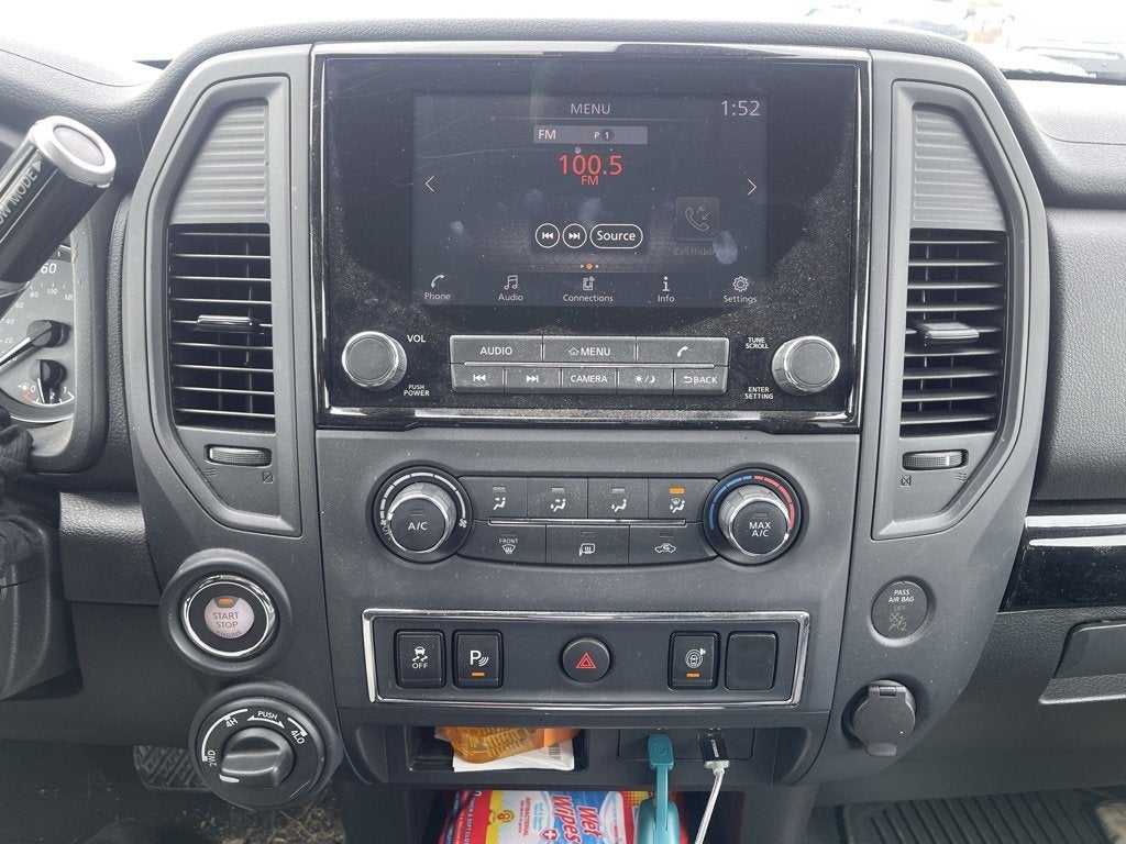 2024 Nissan Titan SV