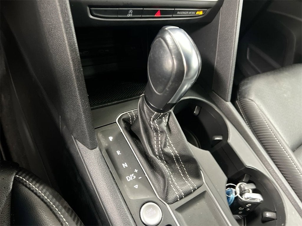 2021 Volkswagen Atlas Cross Sport 3.6L V6 SE w/Technology R-Line