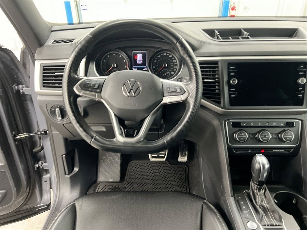 2021 Volkswagen Atlas Cross Sport 3.6L V6 SE w/Technology R-Line