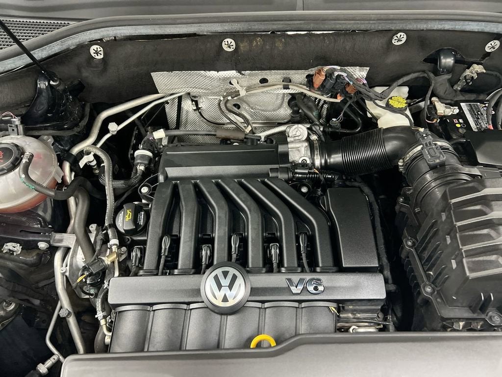 2023 Volkswagen Atlas Cross Sport 3.6L V6 SE w/Technology