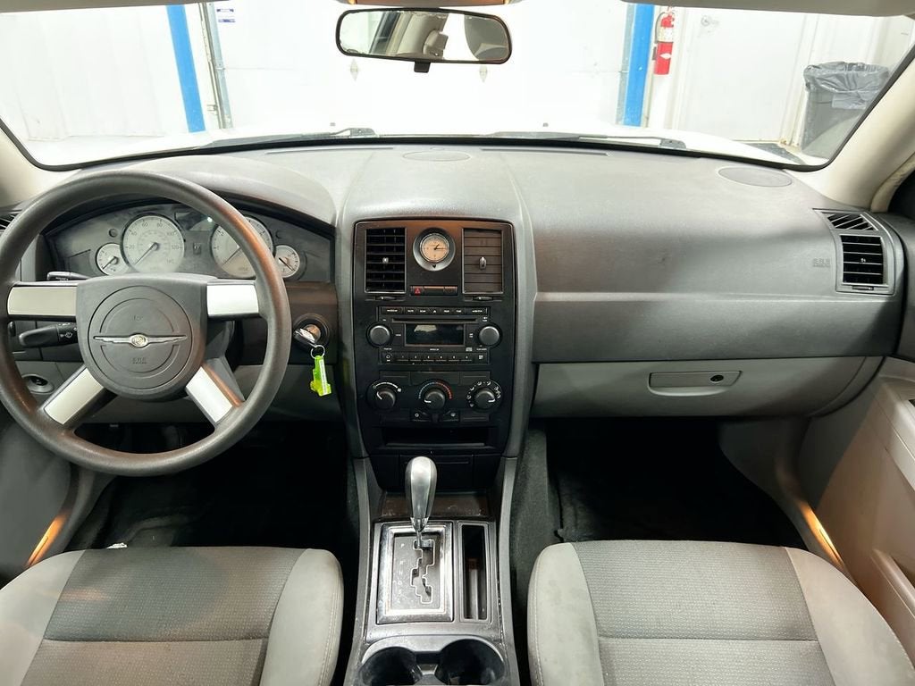 2006 Chrysler 300 Base