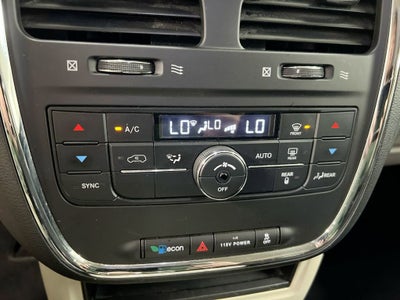 2014 Chrysler Town & Country Touring