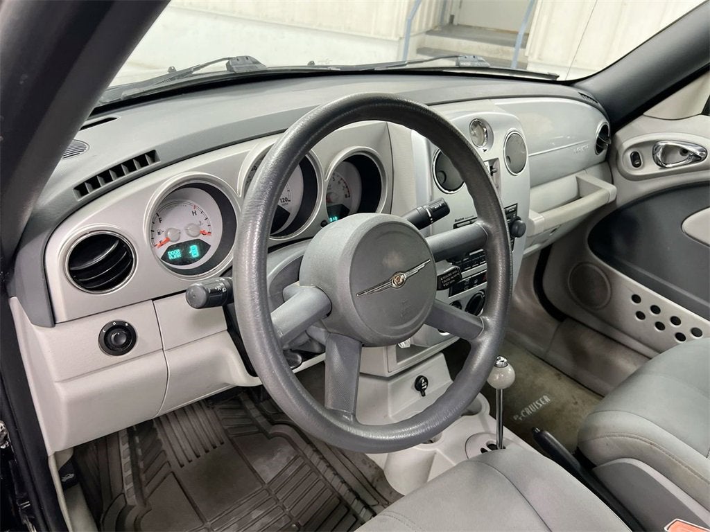 2008 Chrysler PT Cruiser Base