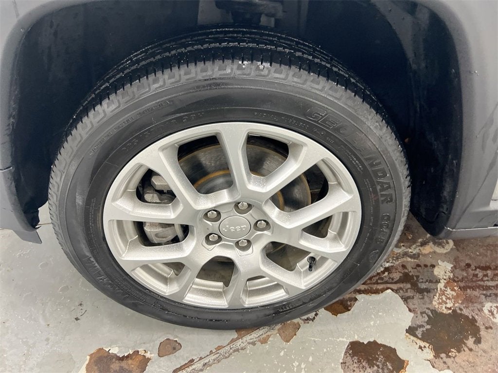 2023 Jeep Compass Latitude Lux