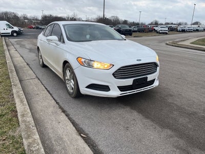 2016 Ford Fusion SE