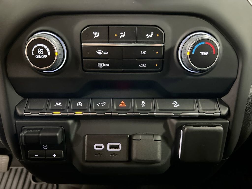 2024 Chevrolet Silverado 1500 Custom Trail Boss