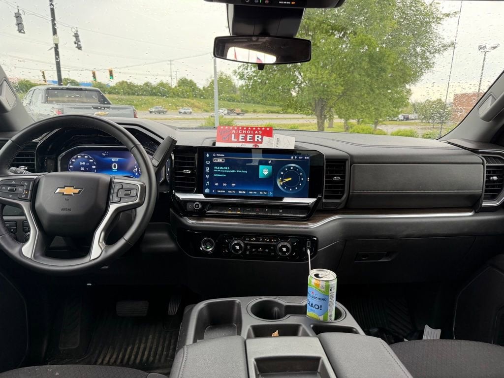 2024 Chevrolet Silverado 1500 LT (2FL)