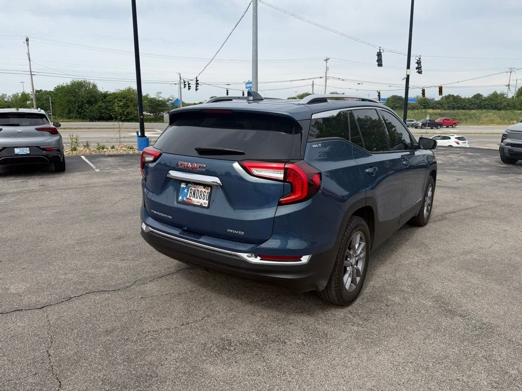 2024 GMC Terrain SLT