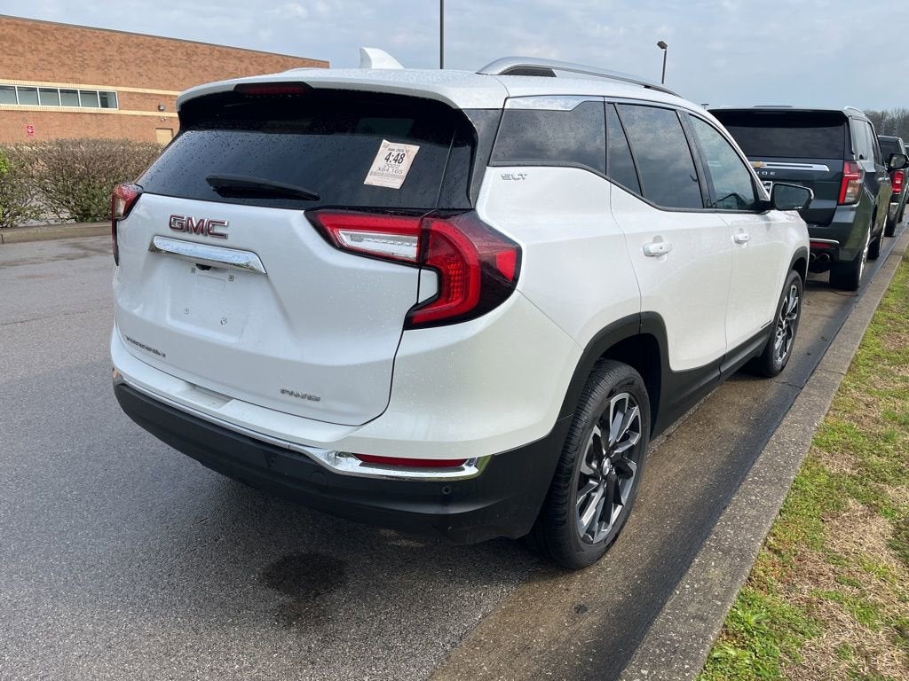 2022 GMC Terrain SLT