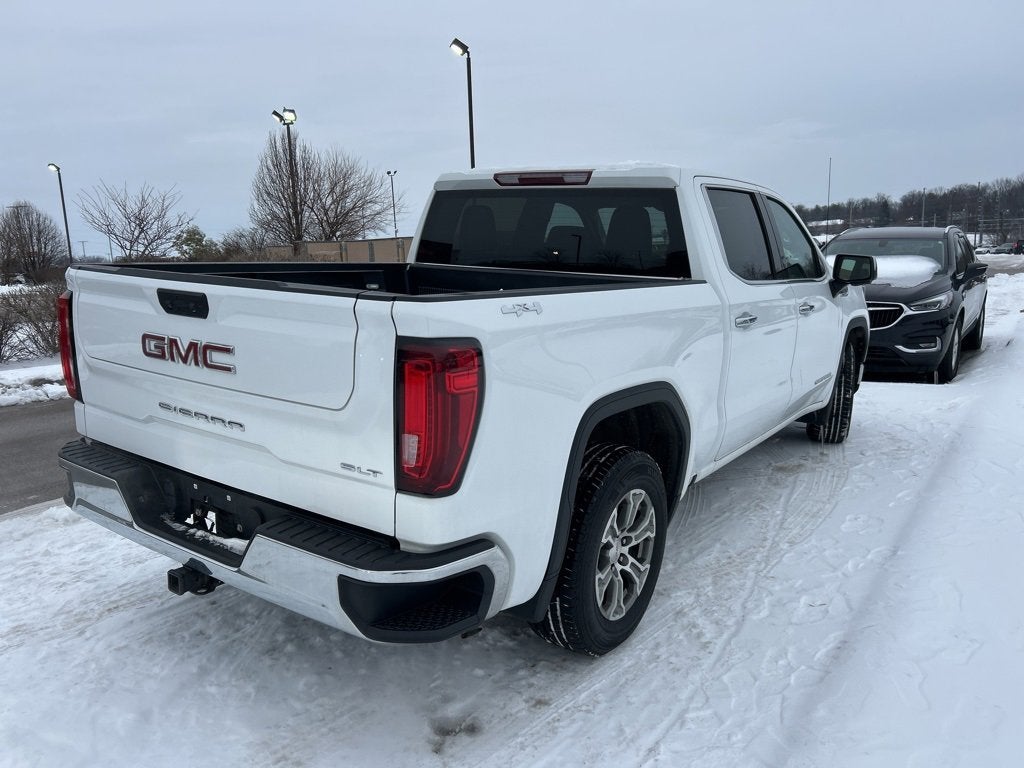 2024 GMC Sierra 1500 SLT