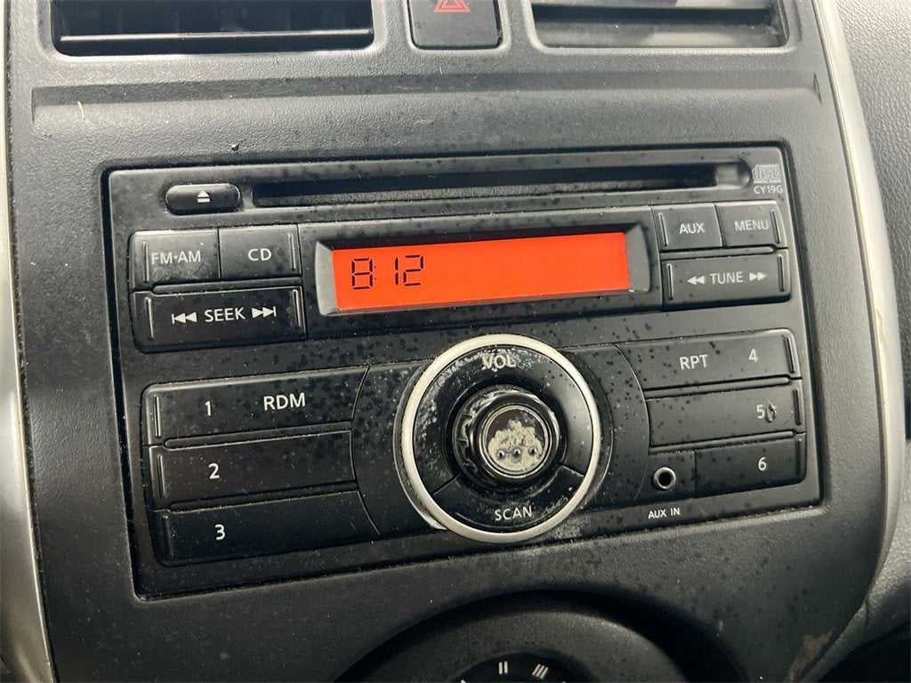 2013 Nissan Versa SV