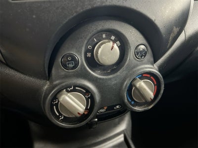 2013 Nissan Versa SV