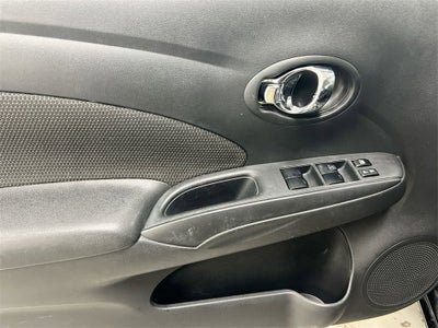 2013 Nissan Versa SV