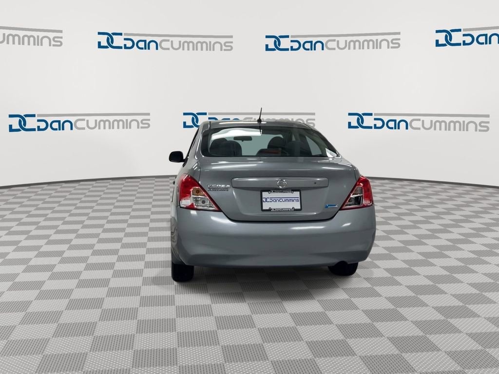 2014 Nissan Versa S