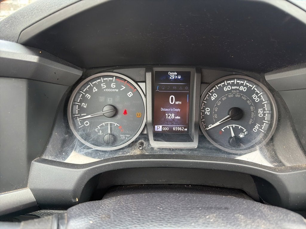 2016 Toyota Tacoma SR