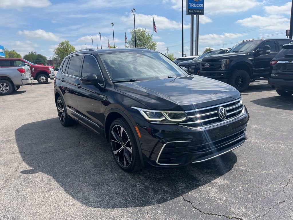 2022 Volkswagen Tiguan SEL R-Line