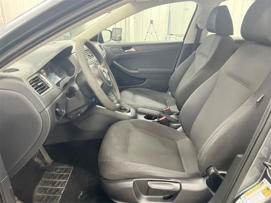 2011 Volkswagen Jetta Base
