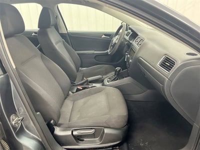 2011 Volkswagen Jetta Base
