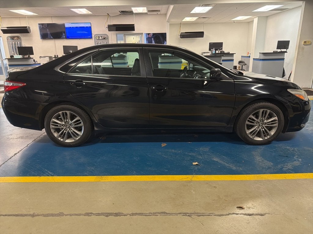 2017 Toyota Camry XLE