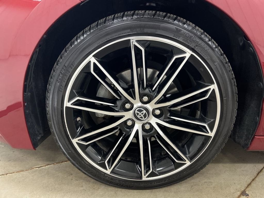2019 Toyota Avalon XLE