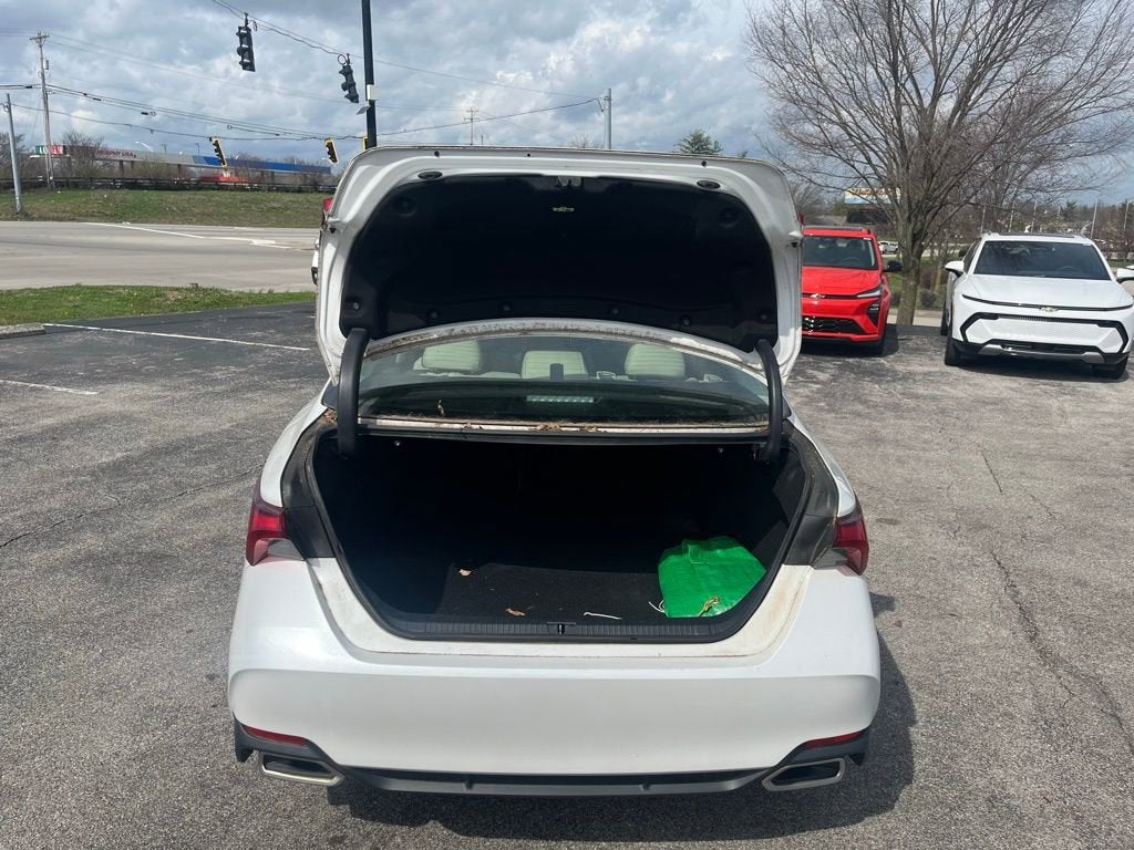 2020 Toyota Avalon XLE