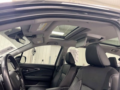 2022 Honda Pilot Elite
