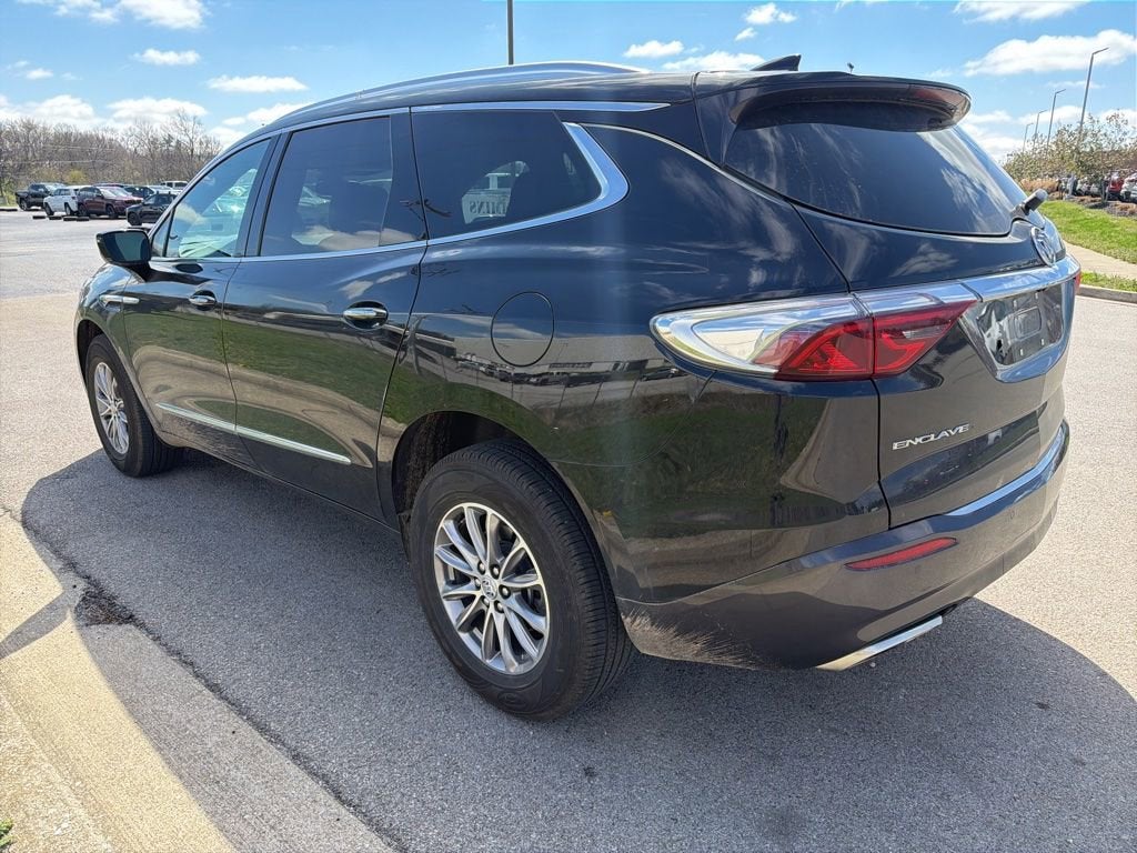 2023 Buick Enclave Essence