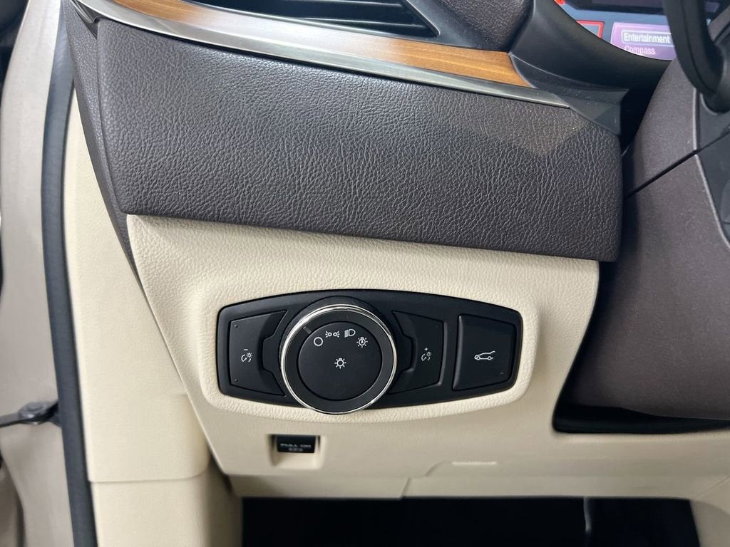2015 Lincoln MKC Base