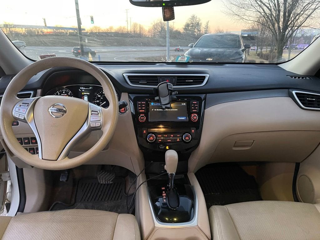 2015 Nissan Rogue SV