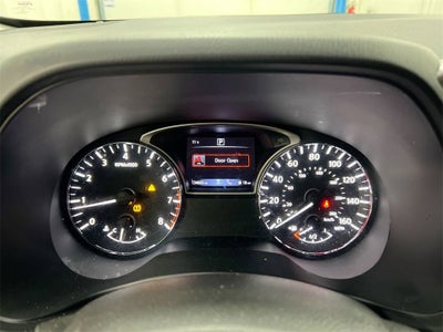 2020 Nissan Pathfinder SV