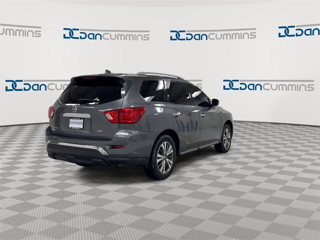 2020 Nissan Pathfinder SV