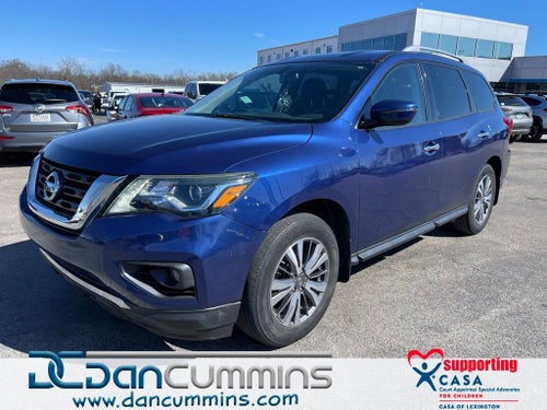 2017 Nissan Pathfinder SV