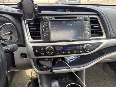 2018 Toyota Highlander SE