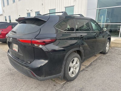 2024 Toyota Highlander LE