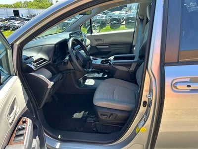 2023 Toyota Sienna LE