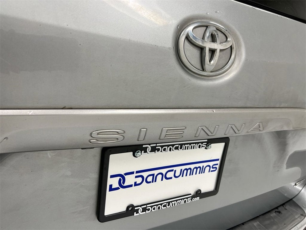 2011 Toyota Sienna SE