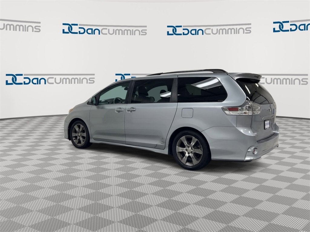 2011 Toyota Sienna SE