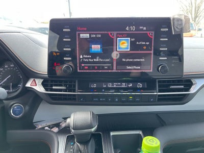 2023 Toyota Sienna XSE