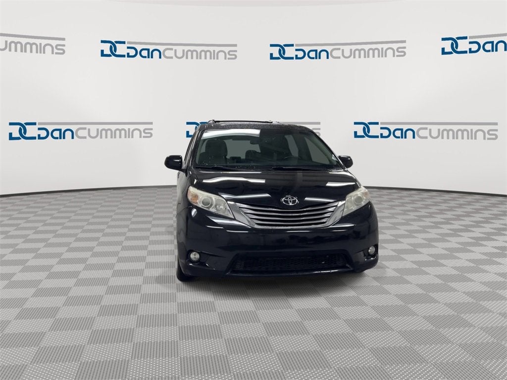 2016 Toyota Sienna XLE