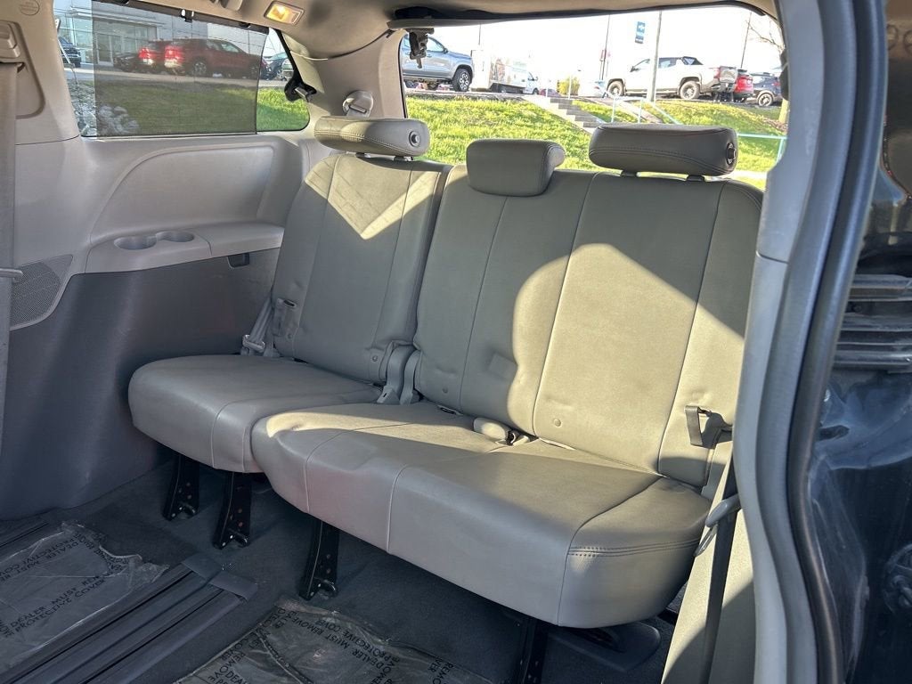 2019 Toyota Sienna XLE Auto Access Seat