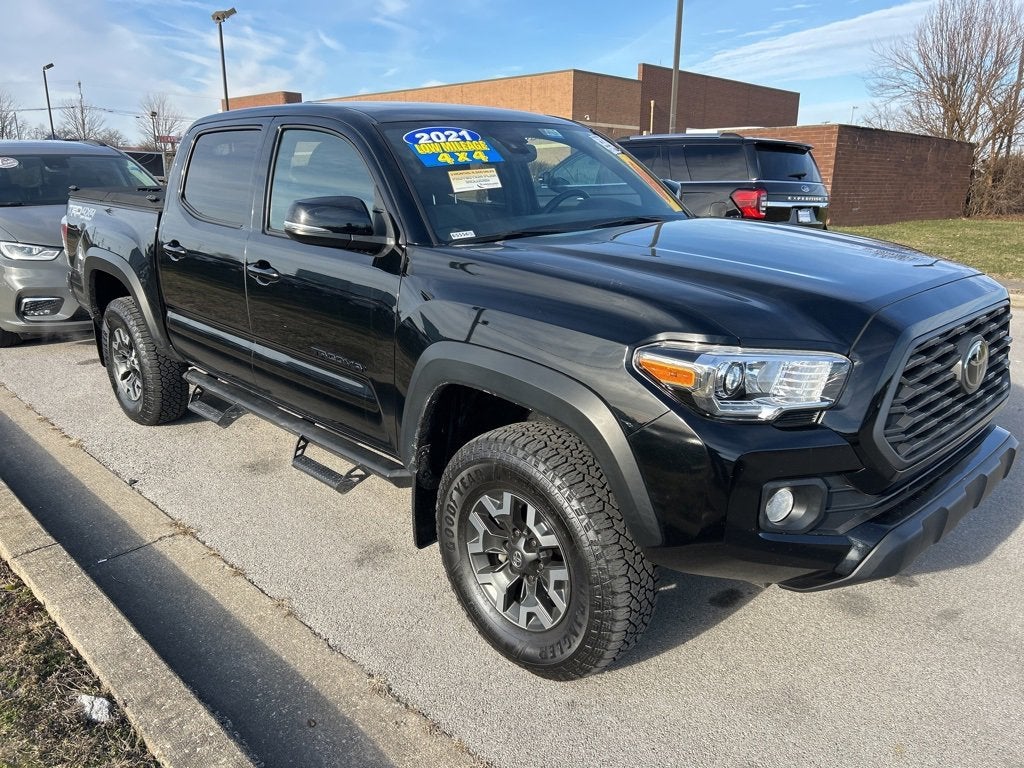 2021 Toyota Tacoma 4WD SR