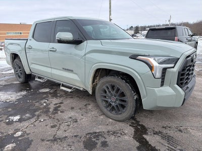 2024 Toyota Tundra 4WD SR5