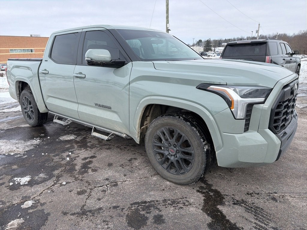 2024 Toyota Tundra 4WD SR5