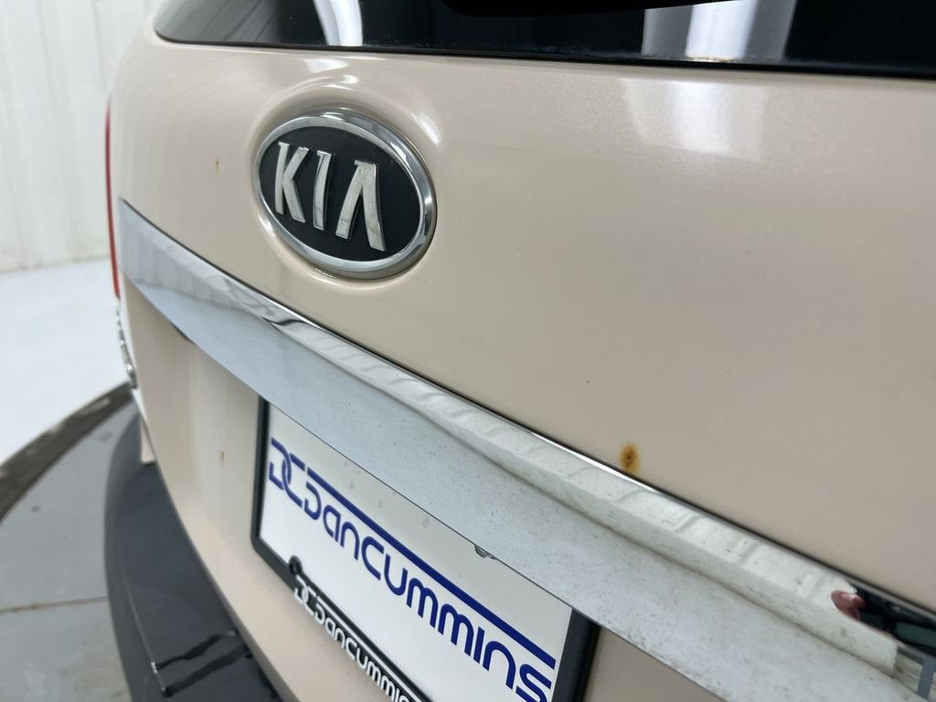 2011 Kia Sorento LX