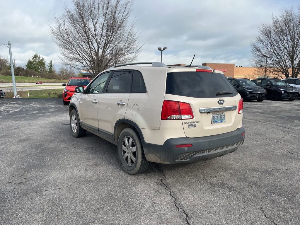 2011 Kia Sorento LX